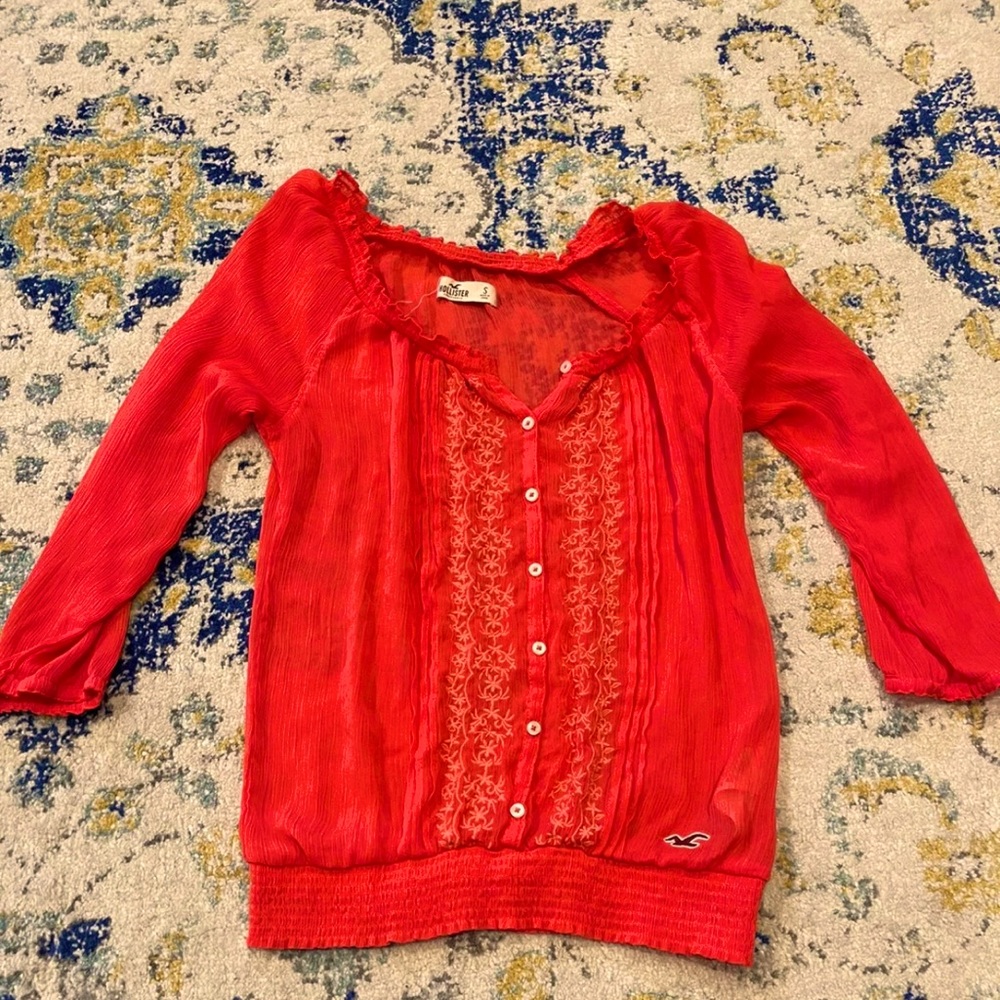 Hollister top SIZE SMALL
